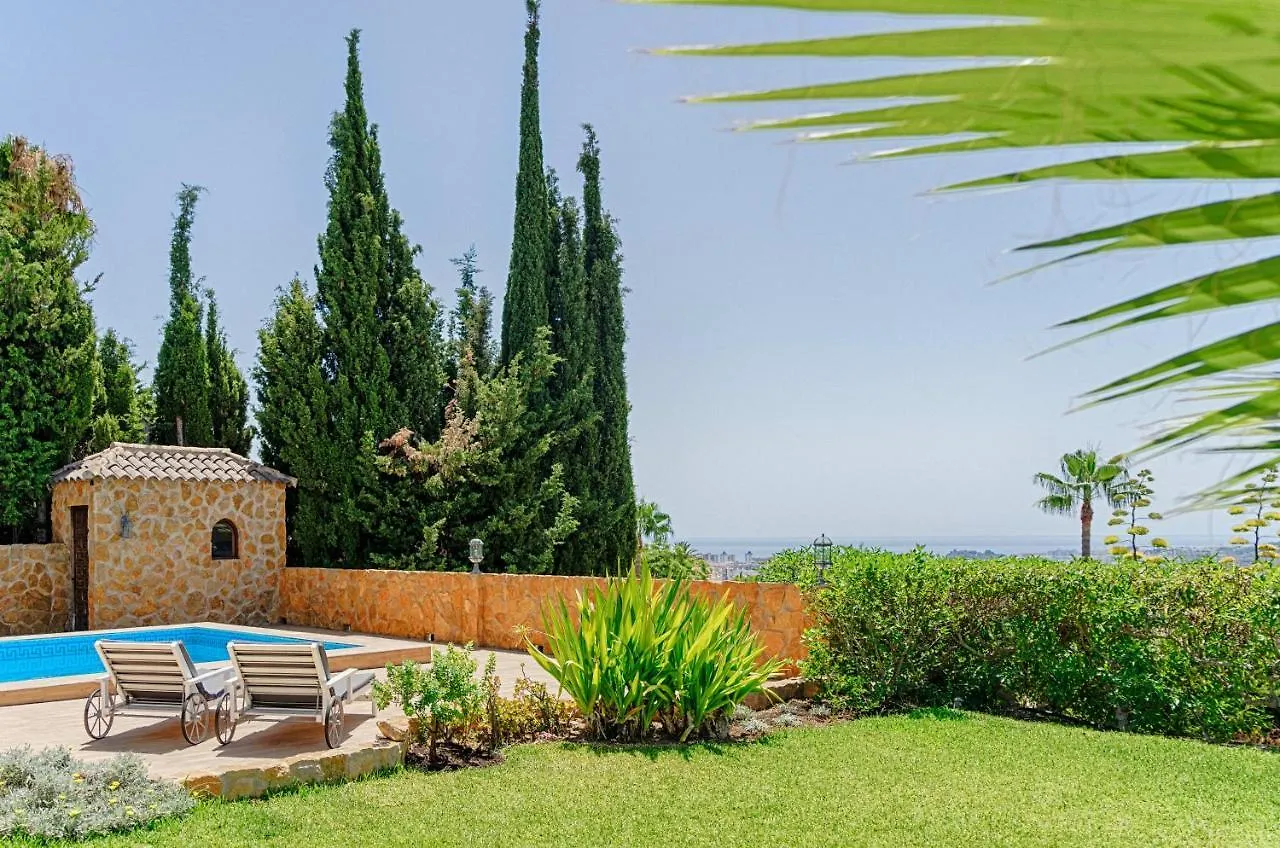 Villa Mimosa Sleeps 8 With Heated Pool Santa Fe de los Boliches